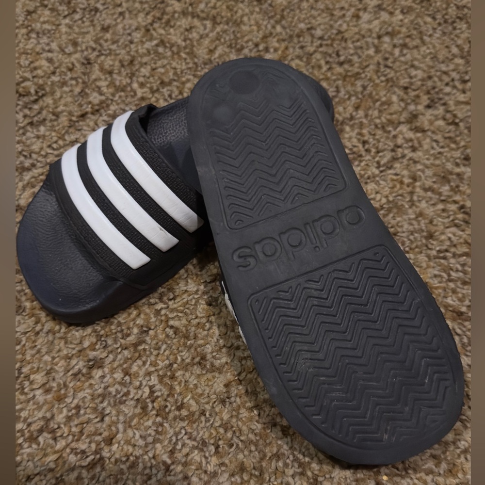 Adidas Slip-Ons